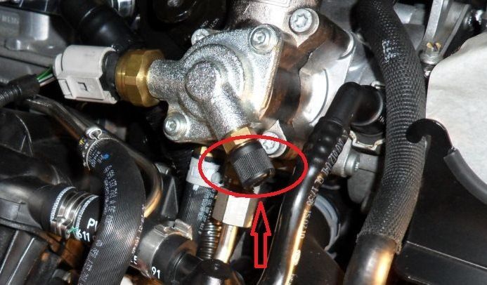 A4 B7 2.0T FSI High Pressure Fuel Pump Valve Removal. Hard ... hot grips wiring diagram 