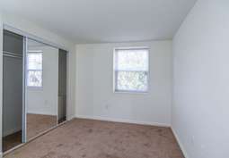 Image of Park Crescent Apartments in Baltimore, MD