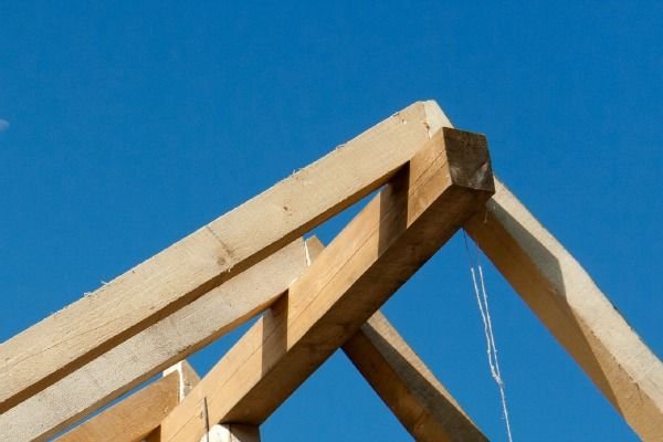 Build a Backyard Playhouse With as few Cuts as Possible