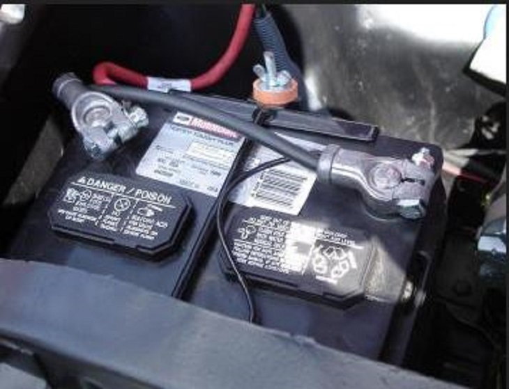 Ford transit 2002 battery location #6