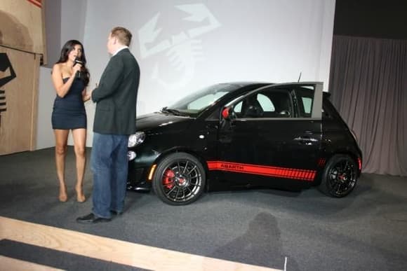2012 Fiat 500 Abarth 2.jpg