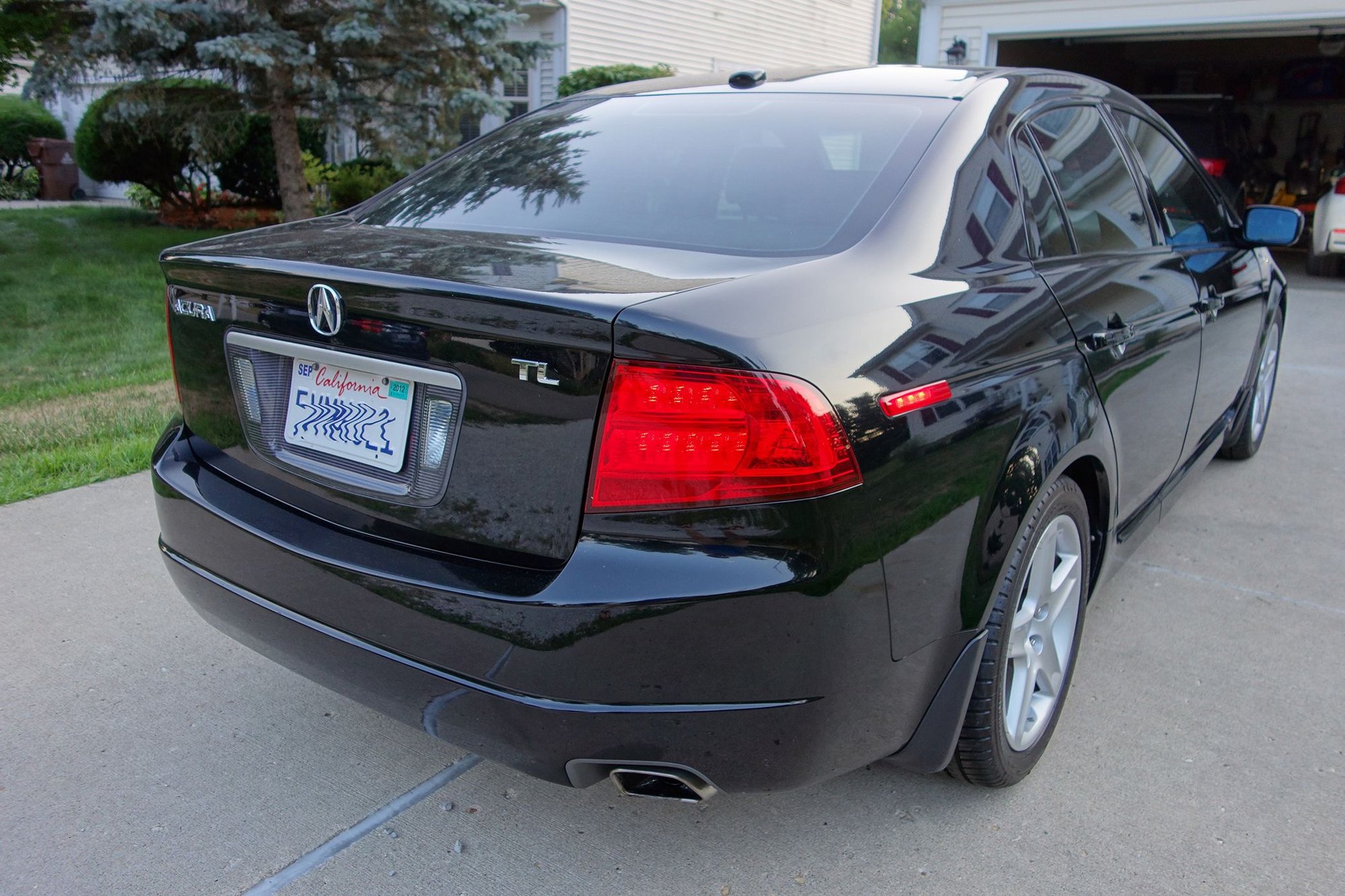 2006 Acura TL - SOLD: 2006 Acura TL, 6-Speed Manual, 72,175 miles! - Used - VIN 19UUA65596A063348 - 72,175 Miles - 6 cyl - 2WD - Manual - Sedan - Black - East Lansing, MI 48823, United States