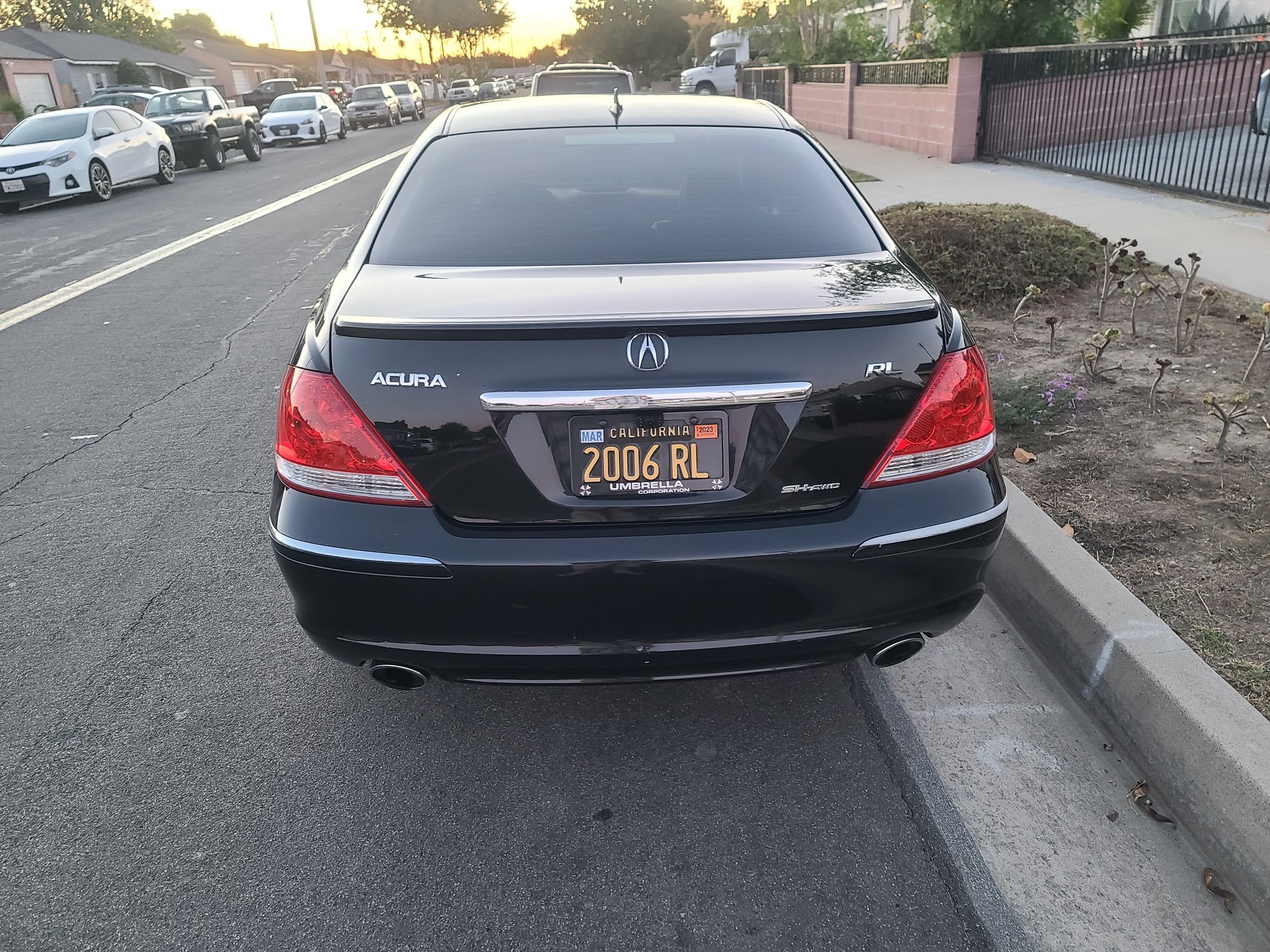 2006 Acura RL - CLOSED: 2006RL-New Trans,New Top End,New Accessories,New Brakes,New Suspension,CLEAN. - Used - VIN JH4KB16596C004498 - 174,000 Miles - 6 cyl - AWD - Automatic - Sedan - Black - Long Beach, CA 90810, United States