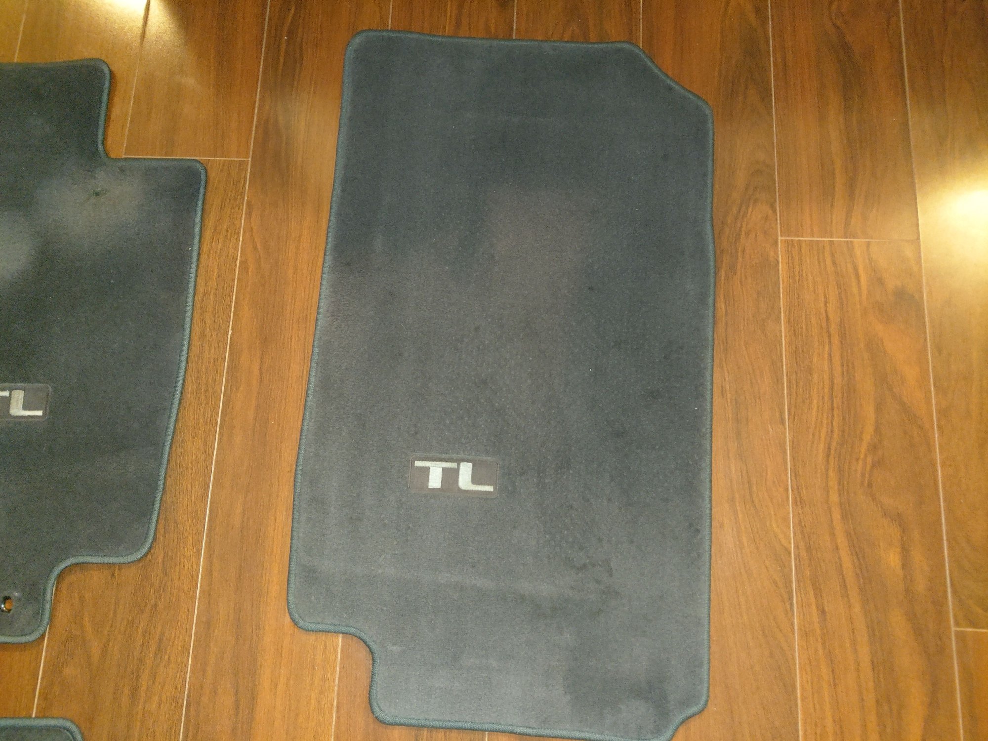 Accessories - SOLD: 3G TL Genuine OEM half nose mask and OEM carpet mats - Used - 2004 to 2008 Acura TL - Philadelphia, PA 19107, United States