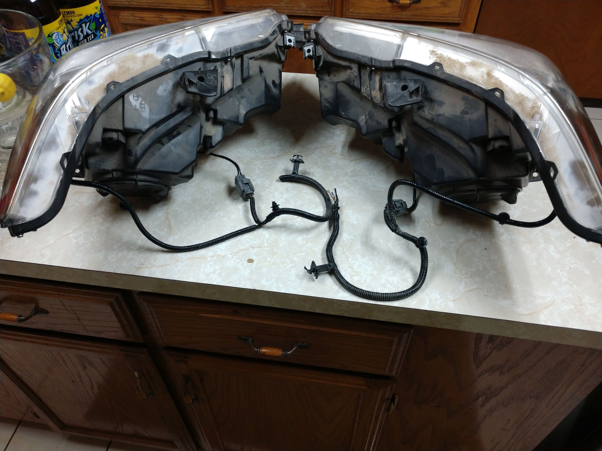 Lights - FS: 14-16 mdx headlights COMPLETE bulbs, ballasts, igniters, brackets, PIGTAILS - Used - 2014 to 2016 Acura MDX - Brownsville, TX 78520, United States