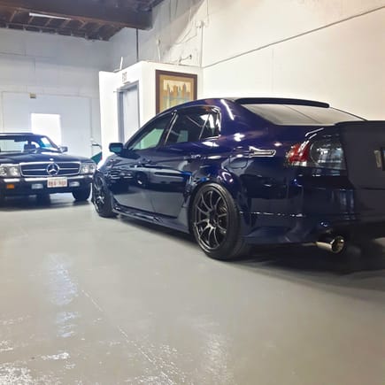 Livin that storage life! If you look closely in the relfection theres a sweet white and blue SRT challenger. 

Im going to take your advice J, and go with red stipe tails next season and maybe go back to the OEM red side markers as well.