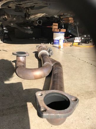 Removed the ATLP J-Pipe, not the intermediate shaft is ready to come off.
I popped the remaining Exhaust pipe with a tire prop.