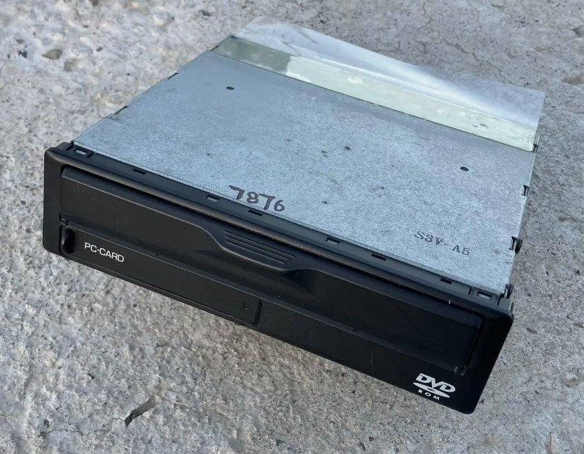 Audio Video/Electronics - DVD navigation reader for 04 RL and radio antenna - New or Used - 2004 Acura RL - Katowice, Poland
