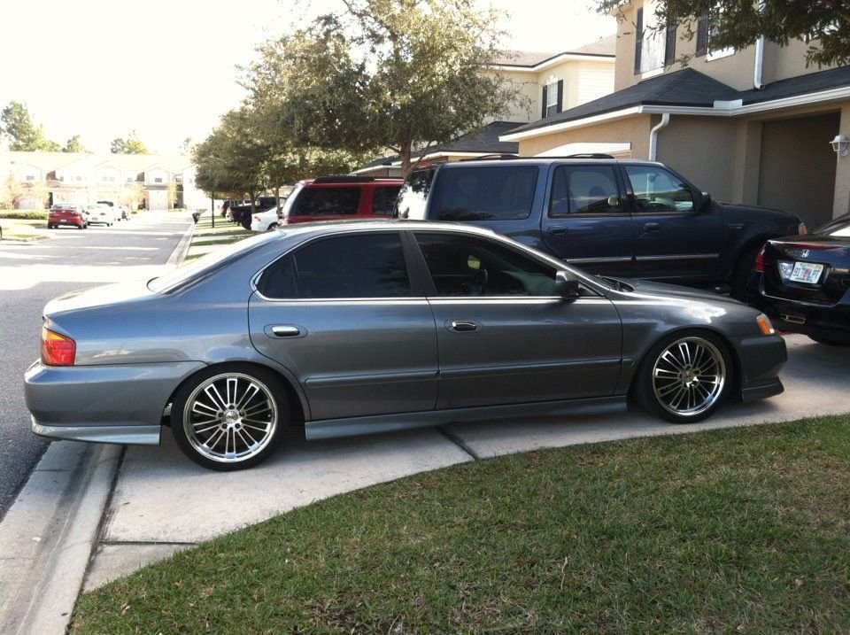 Exterior Body Parts - CLOSED: 1999-2000 TL Side Skirts - Used - 1999 to 2000 Acura TL - 2001 to 2003 Acura TL - Wilmington, NC 28403, United States