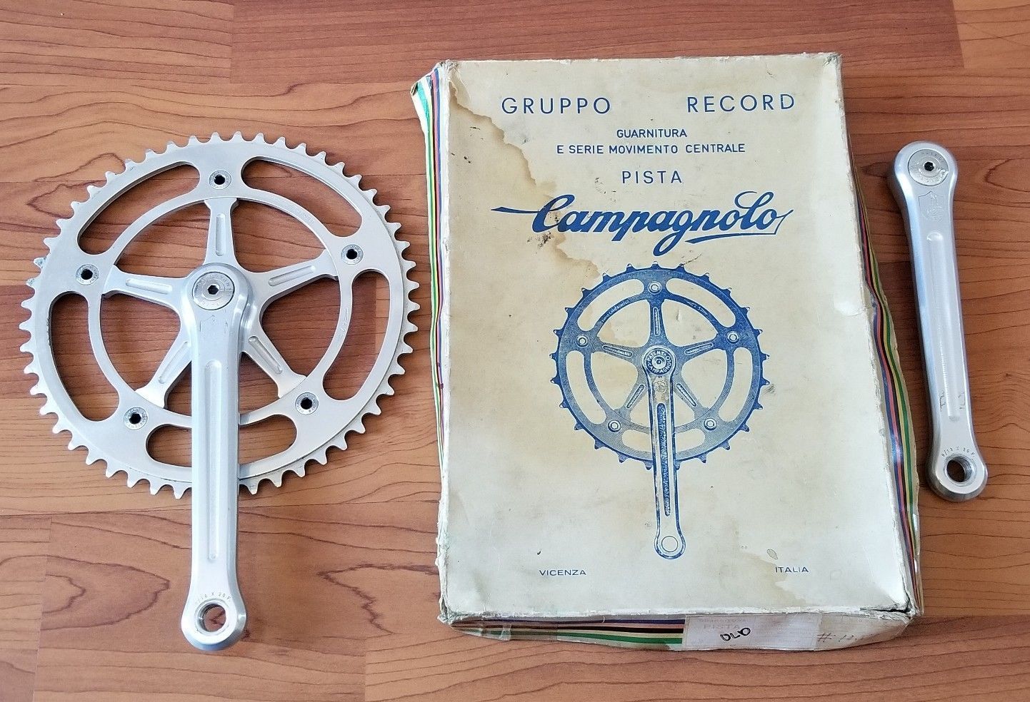 Nuovo Record Road vs Pista Crankset - Bike Forums