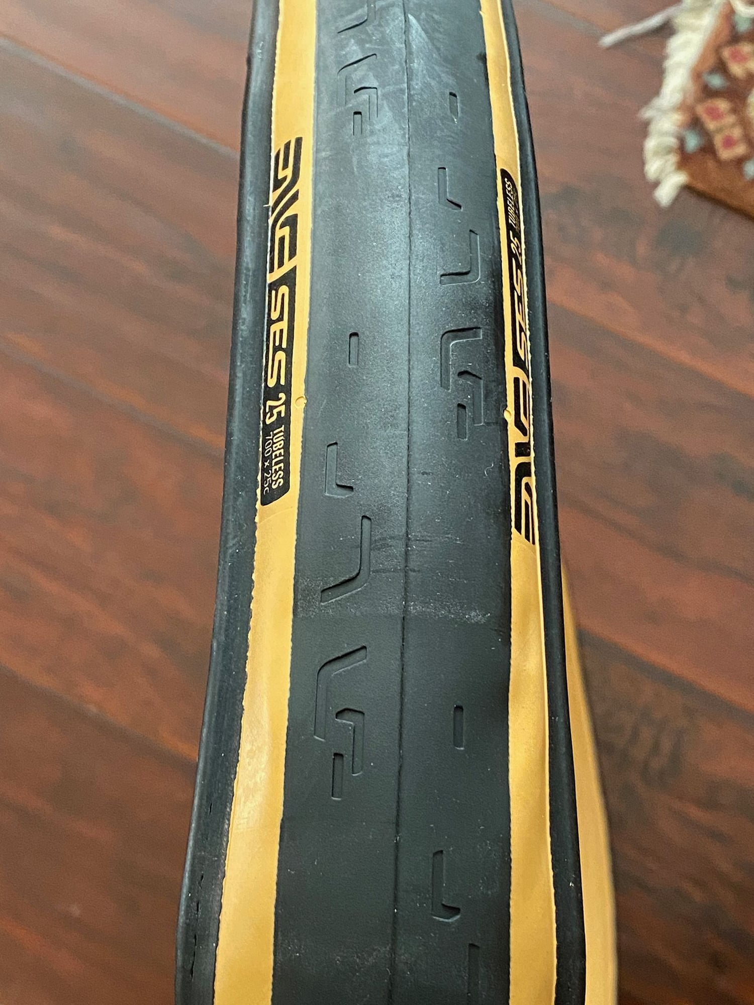 enve road tires