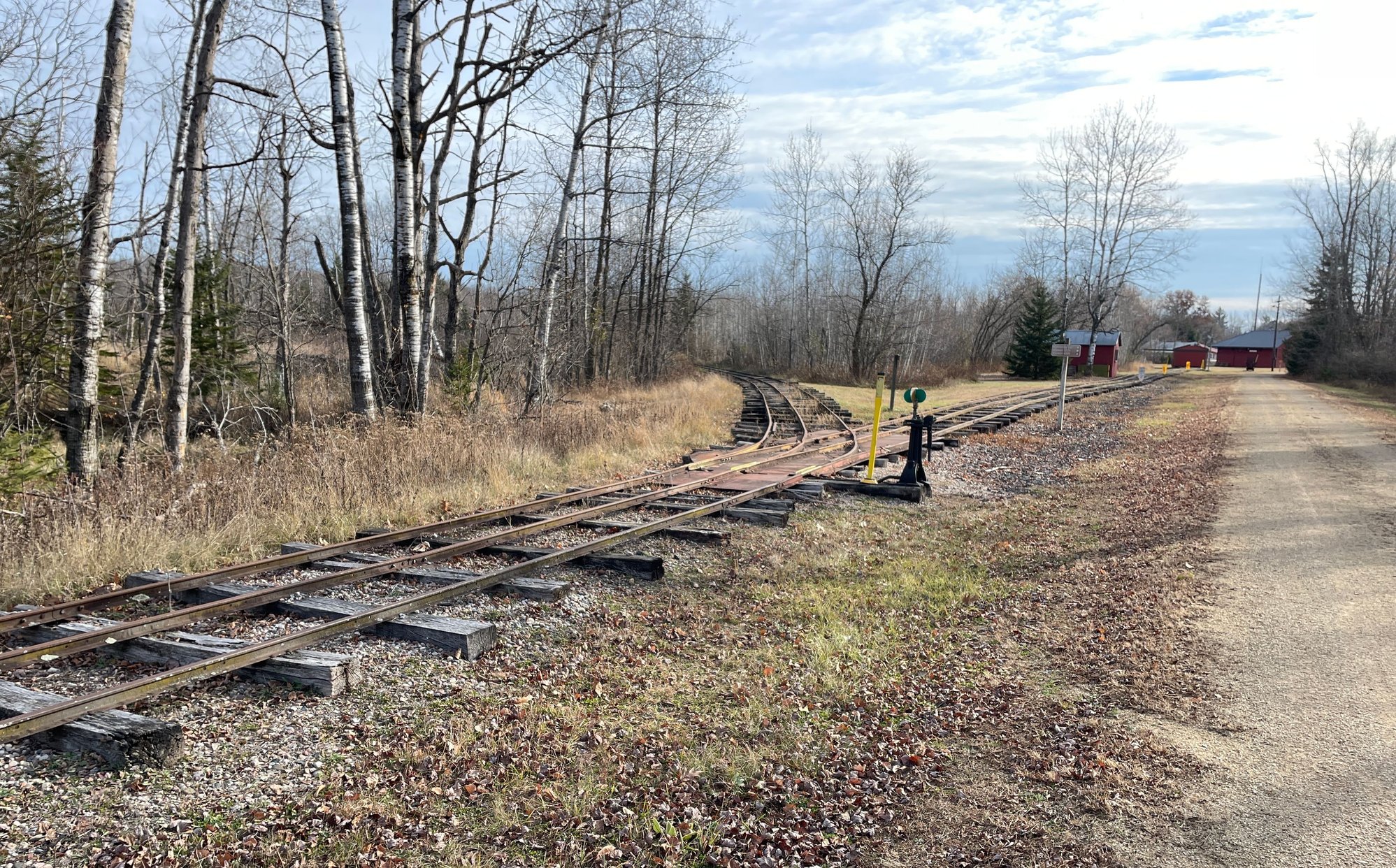 Check out these old triple rail tracks!