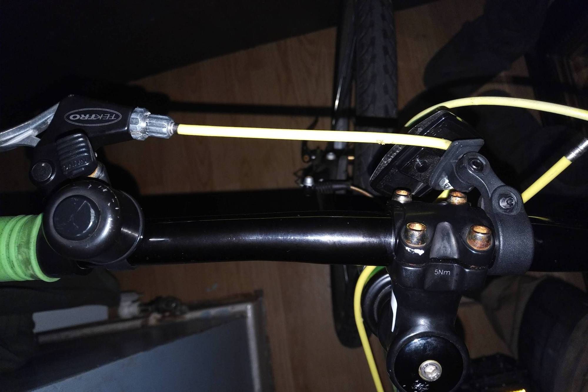 carrera bike handlebar adjustment
