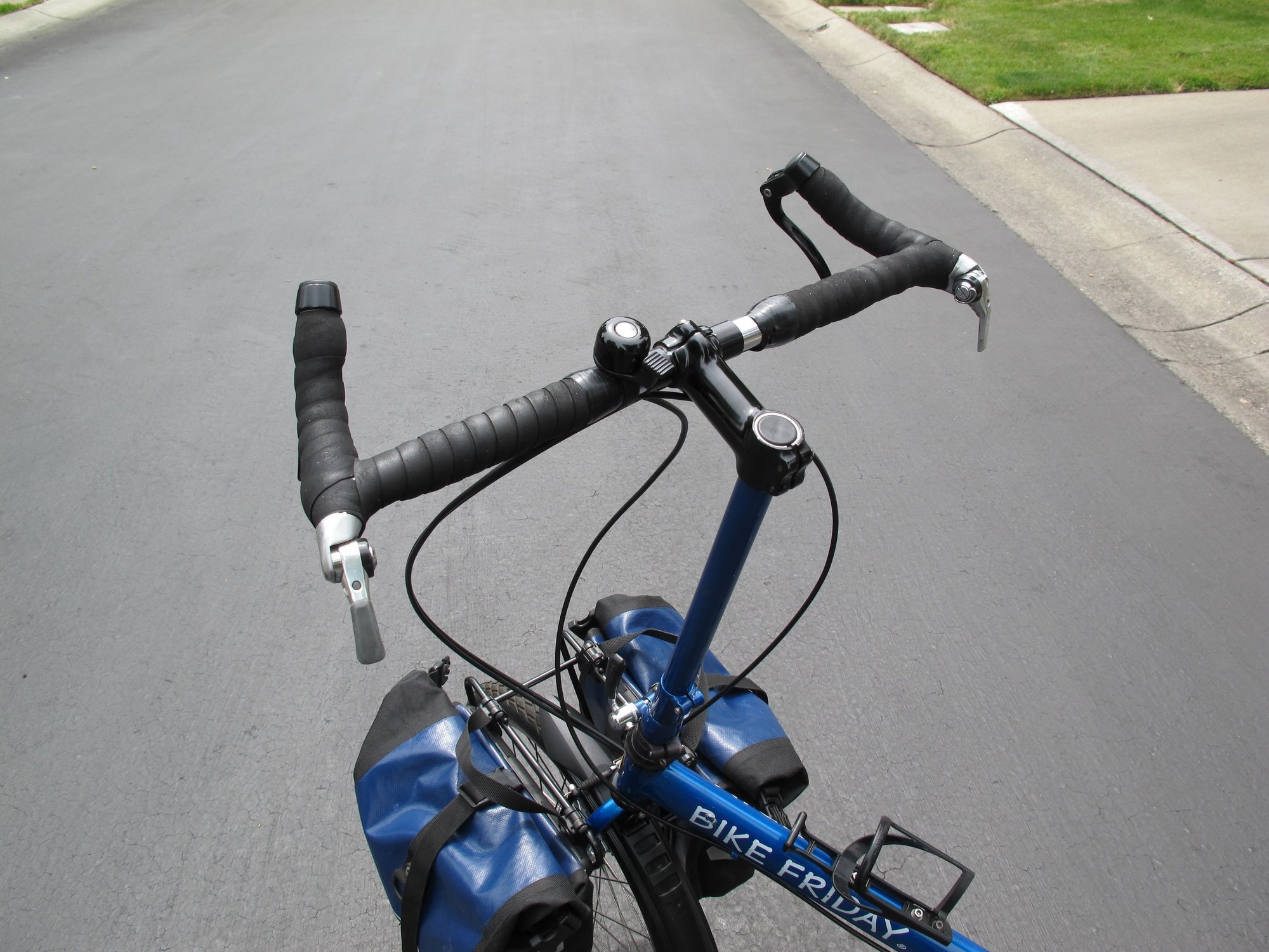 Bike Friday handlebar questions - Bike Forums