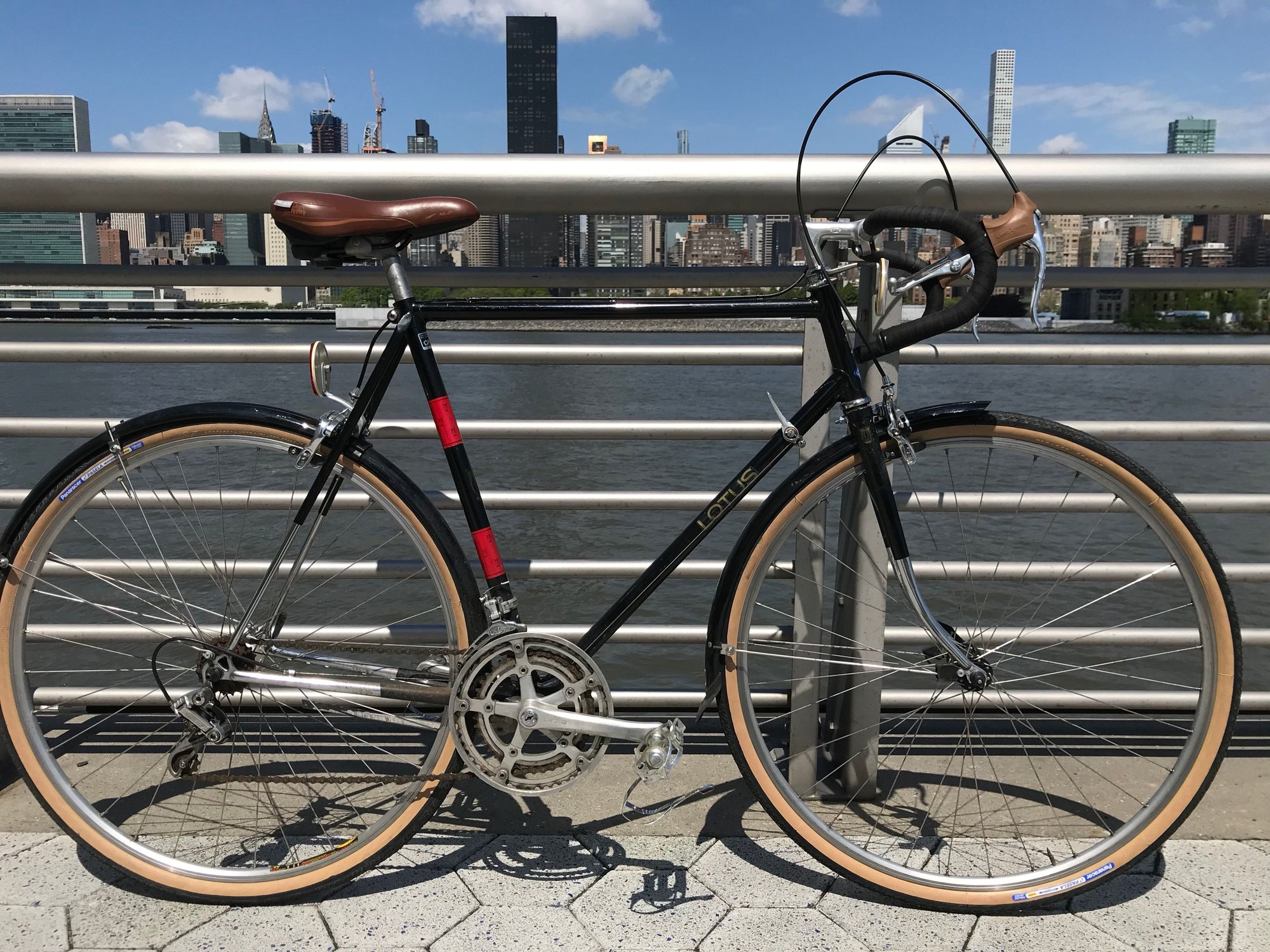 bike shoes with recessed cleats