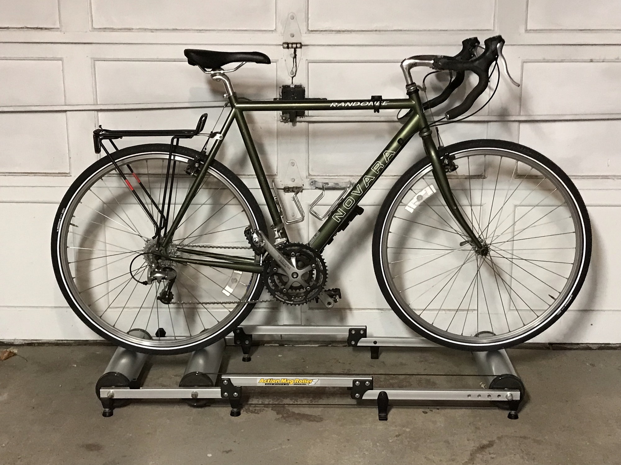 2005 Novara Randonee large touring bike