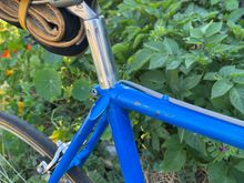 Seeing the bottom bracket cut out, you’ll understand why I thought this was a Miyata.