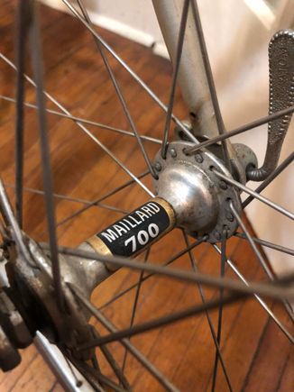 These hubs are for the Peugeot.