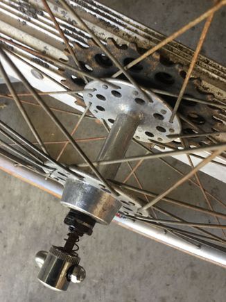Atom made in Italy freewheel.