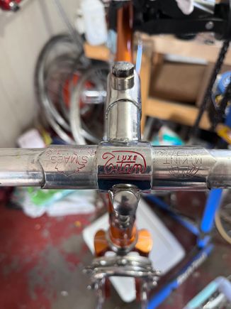Titan Luxe stem, Maes-Kint bars...