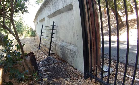 Yesterday I noticed they left the removed section nearby so they can re-install it quickly if they convince another judge to change the ruling again.