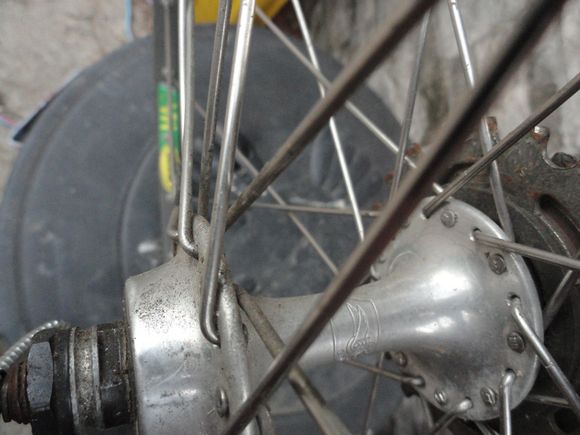 Logo appears to be the Campy shield