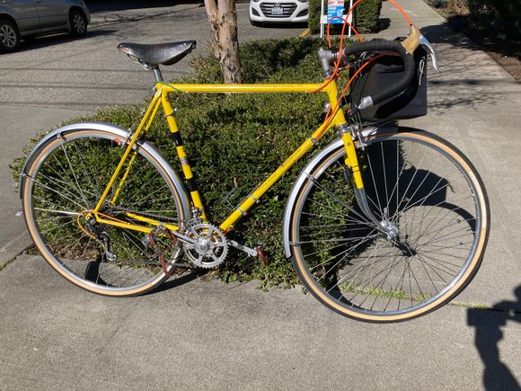 Motobecane Grand Touring, too big for me. This shows a Cannondale bag.
