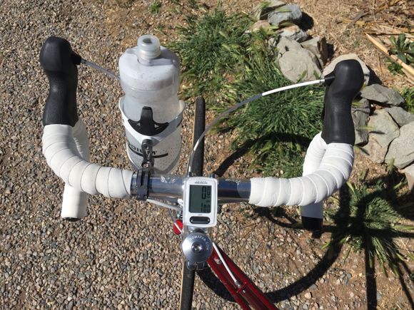 Controls, bottle cage, Cateye speedometer