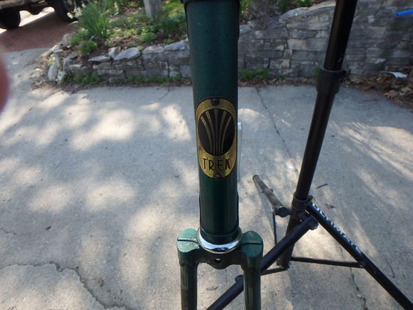 Head badge is screws.