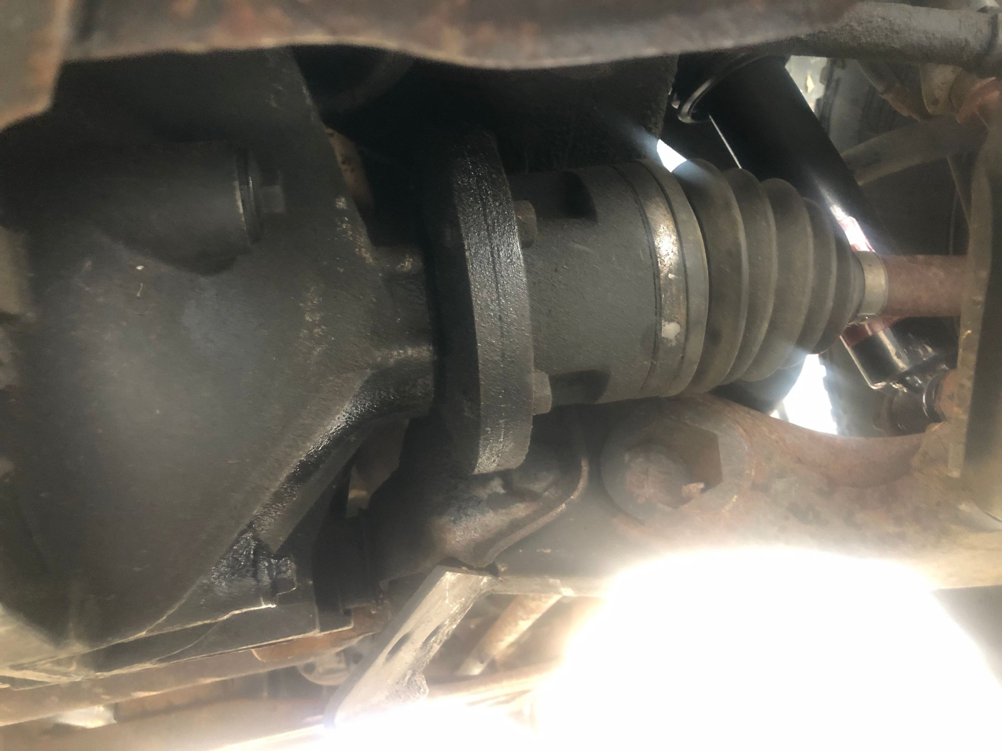 4x4 front differential axle bearing question. Blazer Forum Chevy