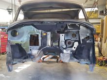 Matches s10 frame mounts. 