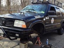 Installing The Rough Country 2.5" Suspension lift Kit