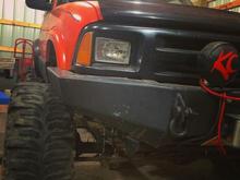 97 blazer 4.3 
Jeep waggy front d44 rear
Mitsubishi montero d44 rear axle
4.56 gears 35-14.50-15 Boggers
Winch bumper-9000lb trail fx winch 
Astro van steering box 
ORD sfa kit