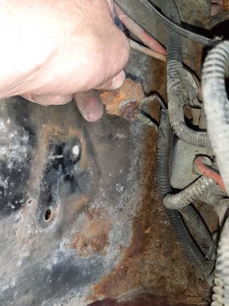 Yes electrons and rust don't mix.