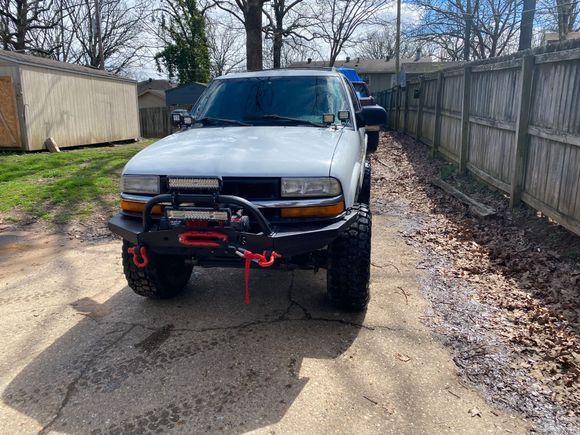 Lights and Winch Finally all done
