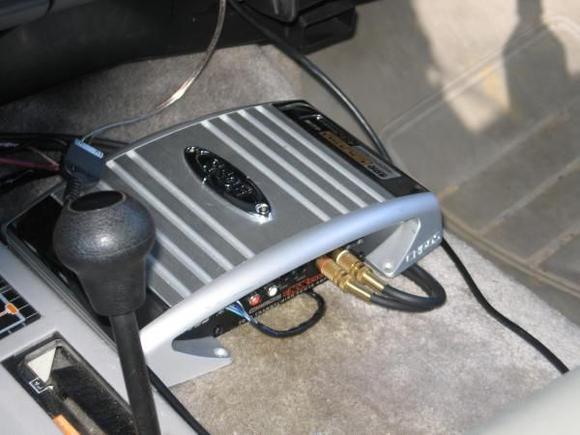 Boss amp to power all aftermarket speakers. 2x MA Audio 4x6 in the dash, 2x Pioneer 4x10 in the rear. Sub has its own.