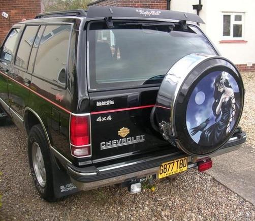 Spare Wheel Raven Lady 005