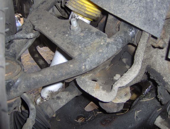 Upper control arm after lift with Rough Country upper control arm