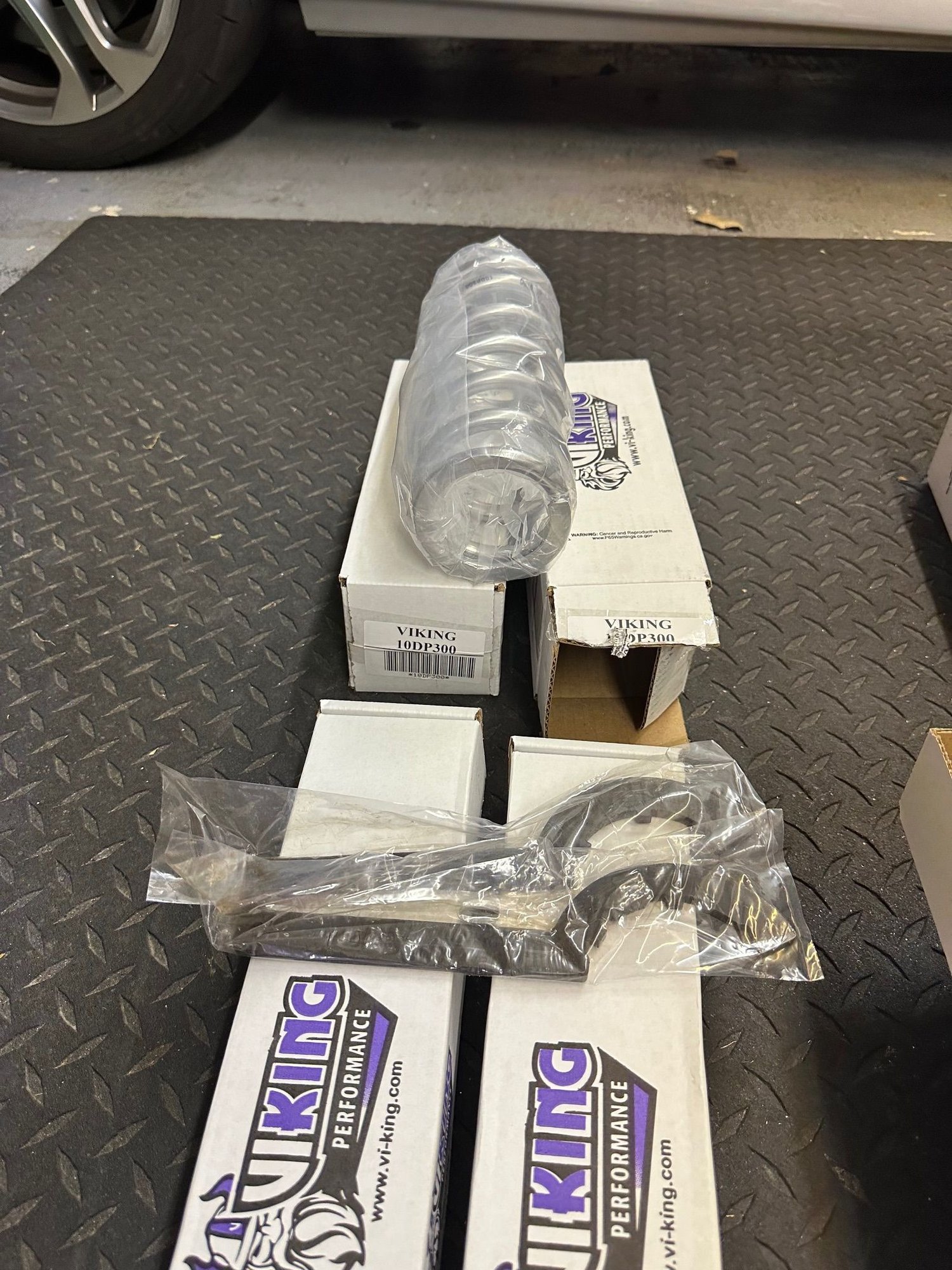 Steering/Suspension - Twisted Metalworkz 4-Link Package - New with Viking Coilovers, Frame Notch - New - All Years  All Models - Round Rock, TX 78664, United States