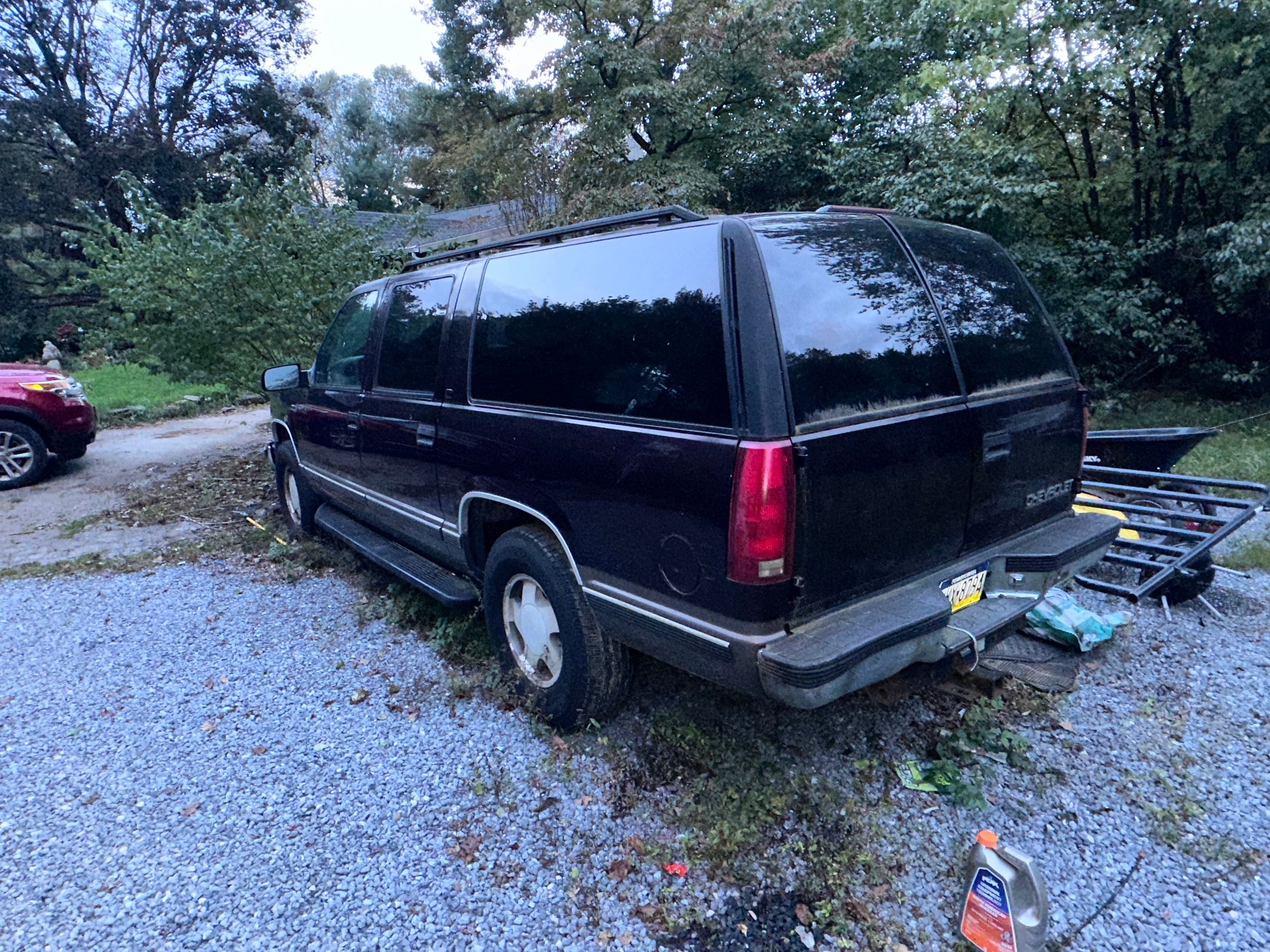 1997 Chevrolet Suburban 1500 - 1997 Chevy Suburban 1500 - Used - VIN 1GNFK16R7VJ419634 - 8 cyl - 4WD - Automatic - SUV - Other - Glen Rock, PA 17327, United States