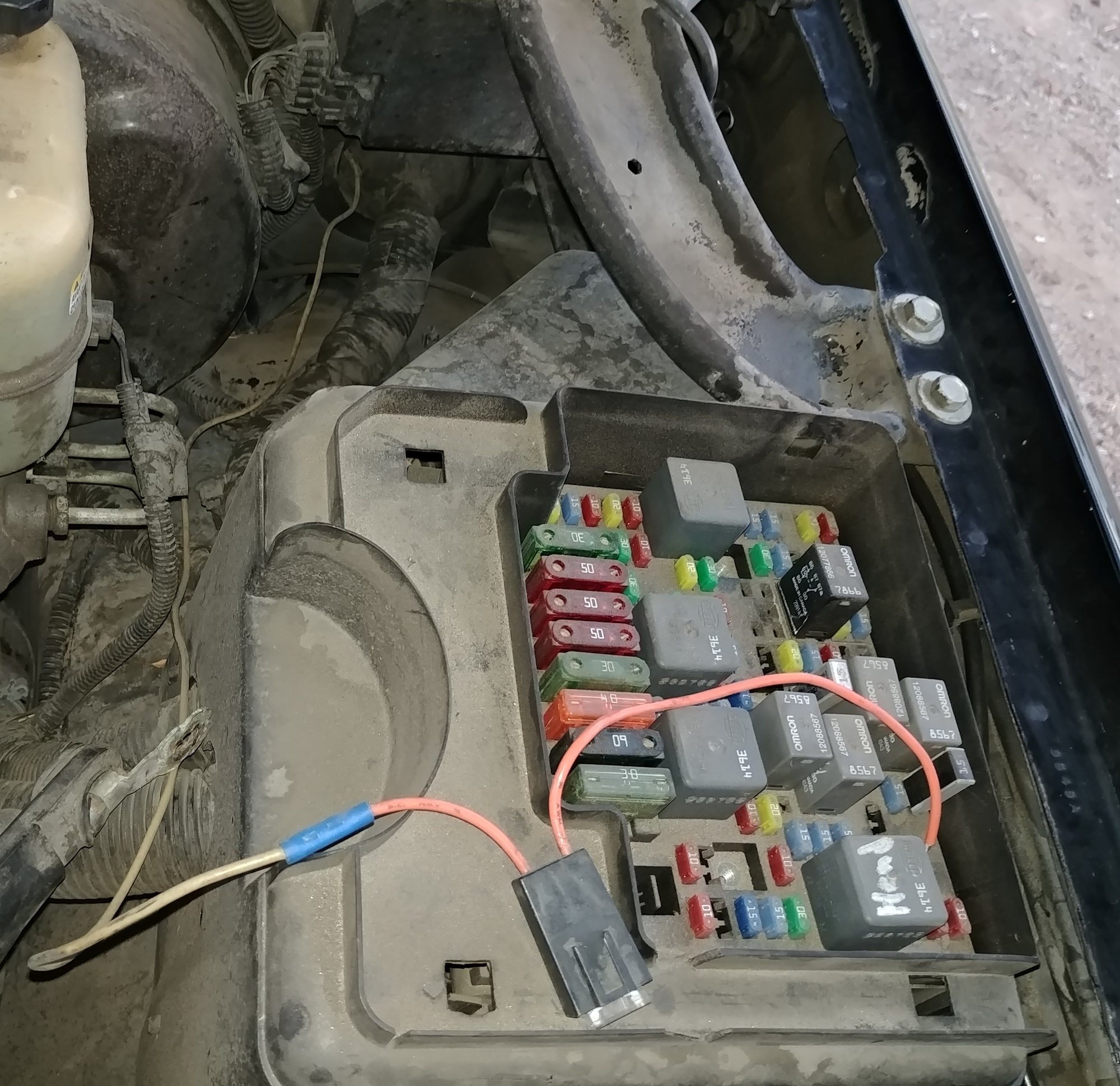 Understanding custom wiring on a 2002 Suburban Z71 - Chevrolet Forum