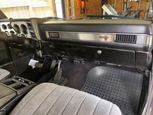 Two-tone Black dash Charcoal seats