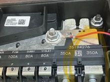 The one I circled is the one that doesn’t have any power I’m thinking this is the one connected to the starter is it?