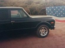 my 1970 Suburban in Cali when i owned it before, this is after i painted it and restored it in 1996