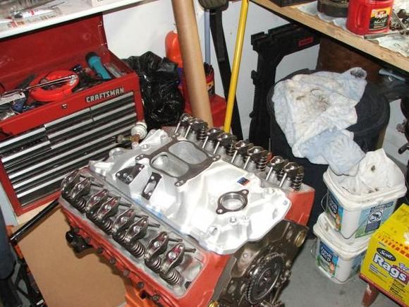 350 block with double hump heads