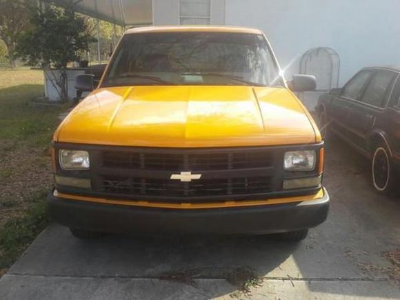 Weird headlight setup, I believe it's the "work" package.