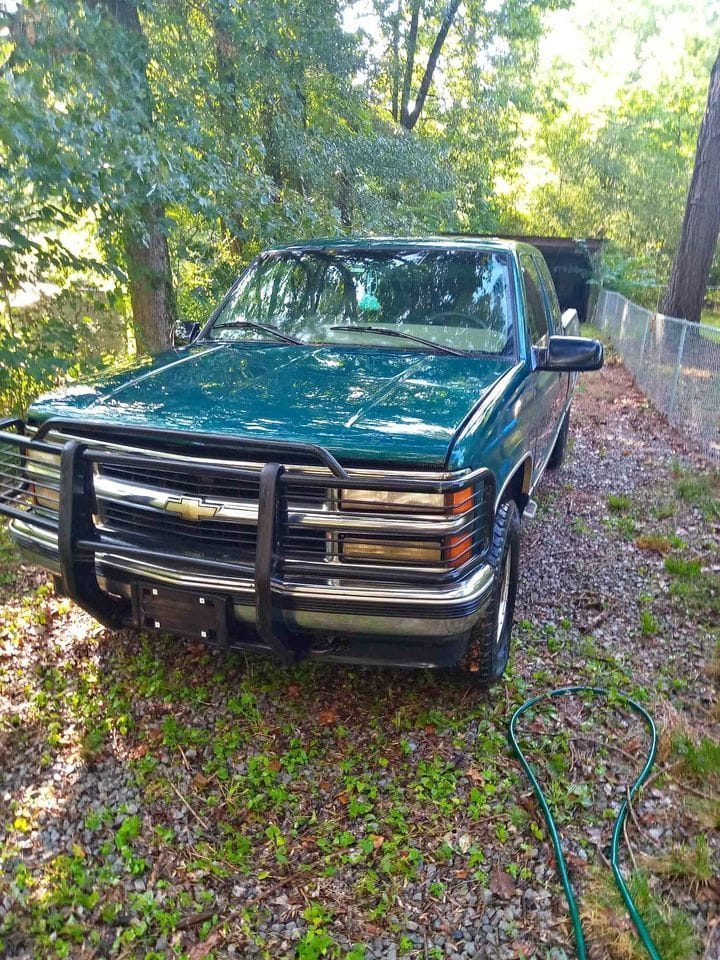 1996 Chevrolet K1500 - 1996 Chevy K1500 Fleetside Ext Cab Short Bed 4x4 5.7L Small-Block V-8 255hp - Used - VIN 1GCEK19R8TE232750 - 215,032 Miles - 4WD - Automatic - Truck - Moody, AL 35004, United States