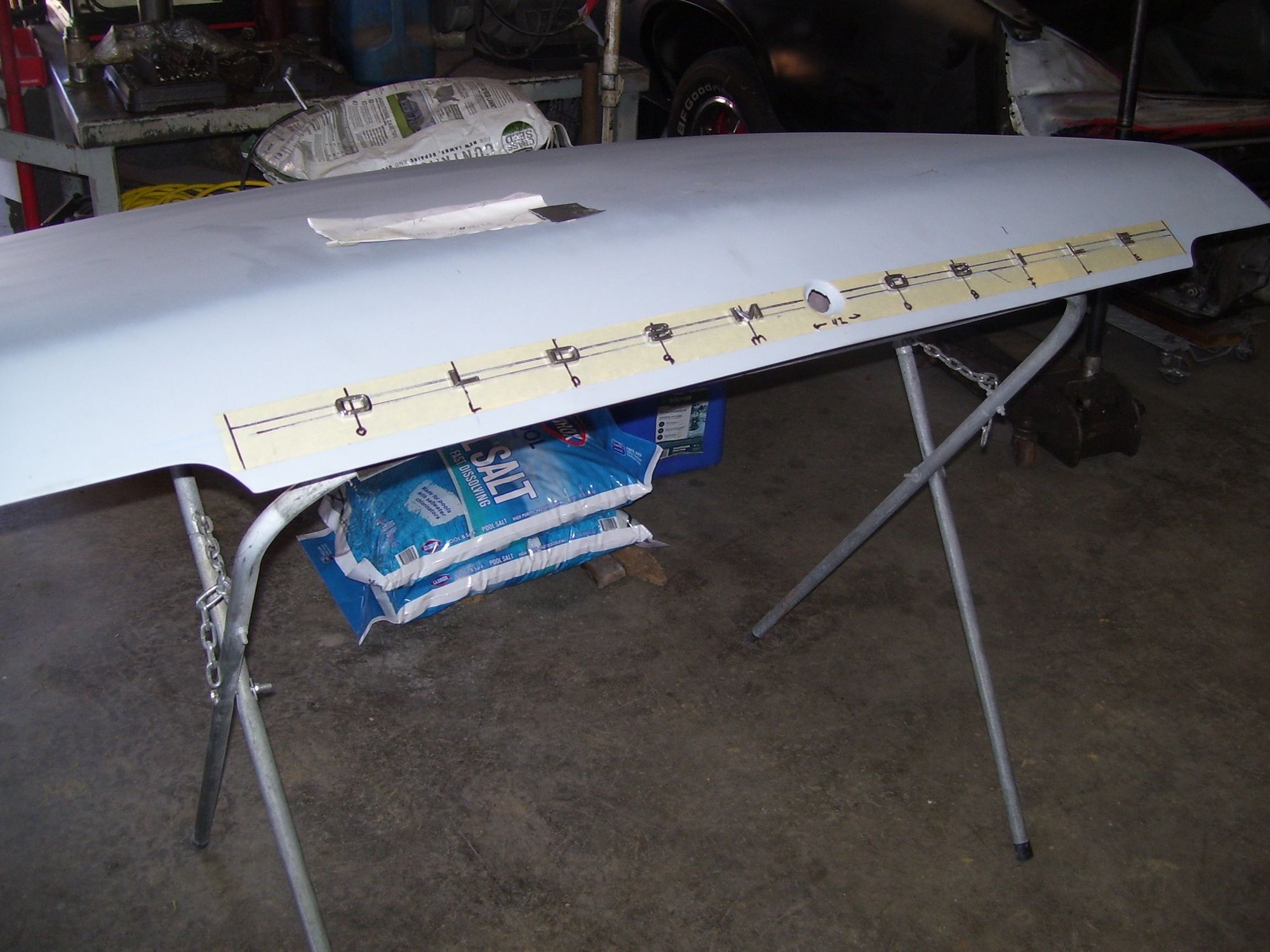 measuring oldsmobile letters on trunk not for 72 but i like it
