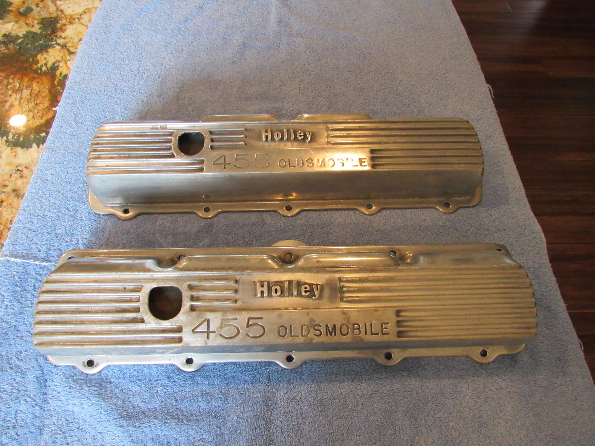 Holley Oldsmobile 455 aluminum valve covers
