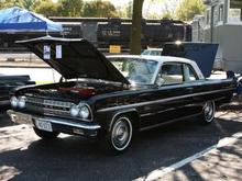 Car is shown at the All Oldsmobile show at the St. Louis County Museum of Transportation with the original wheelcovers and B.F. Goodrich Silvertown bias ply tires.